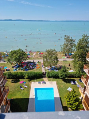 Viktória ~Vízparti ~ Medencés ~ Apartman